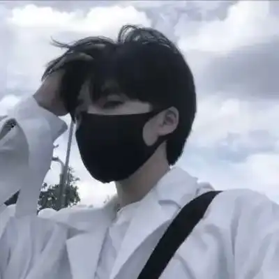 袁思思